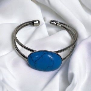 Faux Turquoise Bracelet Dyed Howlite Cabochon Silver Tone Cuff Jewelry Fashion
